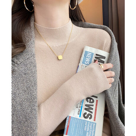 [^:SEU25FT1077]1ƊA񂵗͔Q̃jbggbvXfUCEv`nClbNƌĂfUCBE҂ƂTCYŃAE^[I΂Ɋy߂܂BELxȃJ[oG[VŗlXȃV[ɁBX^COELC߂h̃U[܂ŁAH~X^CɊYĂꖇłEjbg̏ォVcVlbNgbvX킹C[hX^CɂB