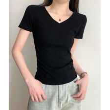 シンプルVネックTシャツ