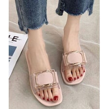 スクエアバックルフラットサンダル