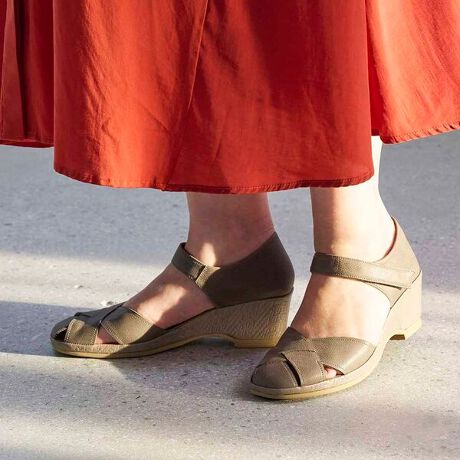 [^:DIYN59225]ܐ悪ɂȗSñI[vpvXBT_ȕɂ߂̃fUCŁApvXoŃV[Yg܂ByʂȂ悢Xg[ƃEFbW\[́AyɃX^CAbvBD'ICI L̏_炩ȑfފŁA܂܂ȃ[h[uɑΉ܂BD'ICI fBbVBfDݍށAyE_炩SnBLEyʁE芴cu₷vA₩ŁARŁAVvȃtHB㎿ȑfނւ̂Biƌy킹l̏֌AтuhBvbg@ibvEށE~EނD킹AX|Wƒސ@jMODE ET JACOMO [hGWR DICI fBbV[f FBLAOKE{viXeAj^YLCE{viXeAGi+XeAj#C #O # #s #Zp[gpvX #X^CAbv #r #EFbWq[5.5^Xg[1.5^CY2Eij