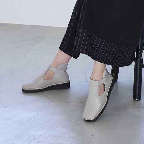 [^:DIYN52085]炩ȃU[̎ƁAb茩TChJbgfUCۓIȈꑫBƃz[h鑾߂̃XgbvAŜ闚SnĂ܂BL̃Xg̗pĂ̂ŁǍCƍ킹ĂKBg炨o܂ŁA㎿ȑo܂BD'ICIfBbVBfDݍށAyE_炩SnBLEyʁE芴cu₷vA₩ŁARŁAVvȃtHB㎿ȑfނւ̂Biƌy킹l̏֌AтuhB2Evbg@ibvEށE~EނD킹AX|Wƒސ@jMODE ET JACOMO [hGWR DICI fBbV[f F BLALGYE{viXeAj #C #O # #b #ʋ #d #rWlX #s #I[V[Y #JWAq[3.5cm^Xg[1.0cm^11.0cm^2Eij