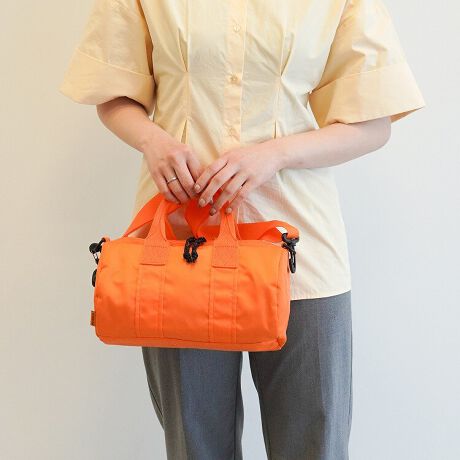 [^:60492]TOKYOACfeBeBƂāA̎̋CfoXg[gobOuhwEDGELINKxB|bvȃJ[WJ̌yʃ~jobOV[YB[{XgfUC̃V_[obÓAXg[gX^CJWAR[f̃ANZgɂ҂BfC[ɂsɂg₷AtɎĂfUCłB500mlybg{gɓTCYBI[KiCU[|PbgdĎ[ł|PbgBV_[xg߂\ȃV_[xgBOłA|Ǝ莝2WAYŎgpł܂B