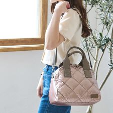 リズデイズ(LIZDAYS)の【LIZDAYS】キルティング  ナイロン 2ＷAＹ ラウンド型 バッグ