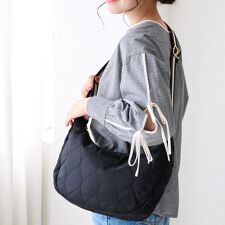 【LIZDAYS】キルティング  ナイロン スリム ショルダーバッグ