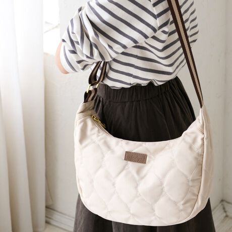 [^:lz-70510]M`fUCłȂꊴLeBOȃV_[obOӂƂLeBO̗̊̂fUCVvȂŖڂ䂭V_[obOBJ[uJ͉ו̏oꂪ₷čőB5TCỶו[o܂B|Pbgɂ̓t@Xi[|PbgI[v|PbgtĂ̂ŏƂȂڂoĕ֗B@\tȂ̂ŋ}ȉJ̓łTbƂЂƐ@ĂꂪôŊyłByTCYicmjzJF30AF24AꕝF27A}`F10ydʁigjz260ydlzJFt@Xi[FI[v|Pbg~2At@Xi[|Pbg~1OFt@Xi[|Pbg~1yfށziC()yFWJzO[x[WACgu[AX[NO[/ubNA_[NO[AubNyB^Cvzi`/O[x[WAO[x[W/ubNAJ[L/ubNAubNAX[Nu[/ubNA_[NO[/ubNTCY͓XuOTCYłB^O̕\LƂ͈قȂꍇ܂Biɂ̍ꍇ܂̂ŗ\߂Byӓ_zfނ̐A̓̂܂BXł̓[J[疧Ԃœ׌Aȉēx܋lߒvĂ܂̂ŁAXɂ鏤iƂ͈ႢÂ܂B̂gpAȂǂŋCɂȂ͂قƂǊȂȂ܂̂ł܂B􂢂͔Aꂽꍇ͊@ĉBʐ^̏iƎۂ̏i̓uEUɂāAFقȂꍇ܂̂ŁA\߂܂B