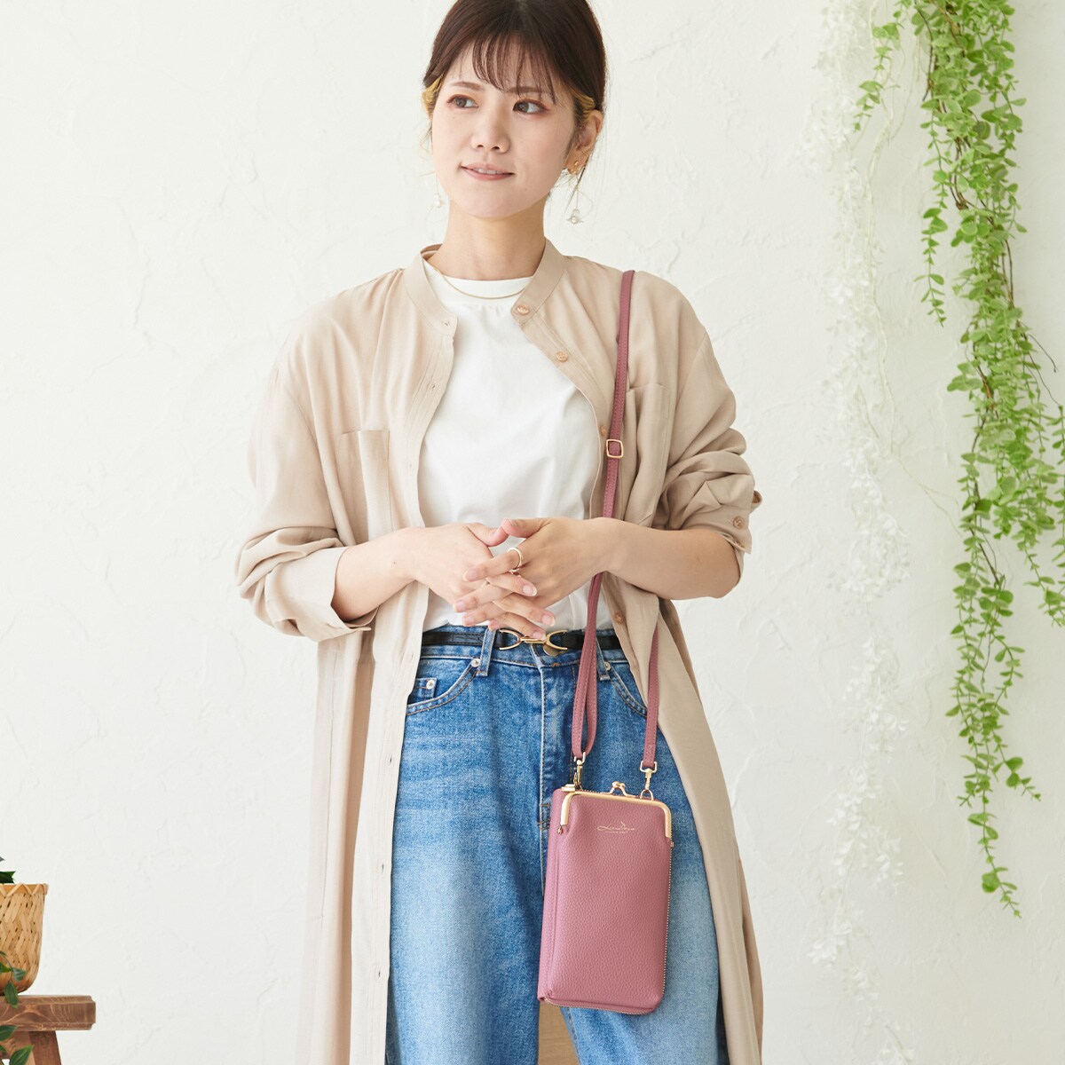 【LIZDAYS】縦型がま口スマホショルダーバッグ