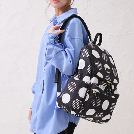 [^:lz-72508]9̃|Pbgŉו̎dȒPĨfUCƋ@\וłS̎[́ڂł֗9|Pbg̃iCbNB΂Ƒ傫JJŒ₷o₷IA4500mlybg{g͂AٓRX|[`AނMrȂǂՂeʃTCYȂ̂Œʋ΂ʊŵdobOA}}obOƂĂ߁B򊴂̂̍xiCńAHŉJ̓CyɎgĂȒPIwʂɂ̓CɒڃANZXłђʃt@Xi[ƓƗwʃ|PbgtĂ̂ōzȂǂ̋MdiĂSBɂ̓JMpXP[XtRCXgbvtBV_[̗n̓NbV̂郁bVfނŒʋCǂĂłɂKɎgpłA̕SyĂ܂BX[cP[XɌŒłL[IxgtłByTCYicmjzőꕝF29AF42A}`F15A荂F9A蒷F22V_[~F45-88~5.8ydʁigjz630ydlzJFt@Xi[Ft@Xi[|Pbg~1AbVI[v|Pbg~1AbVt@Xi[|Pbg~1A{g|Pbg~2ALтXgbvtOiOjFt@Xi[|Pbg~1ATCTCY͓XuOTCYłB^O̕\LƂ͈قȂꍇ܂Biɂ̍ꍇ܂̂ŗ\߂Byӓ_zfނ̐A̓̂܂BXł̓[J[疧Ԃœ׌Aȉēx܋lߒvĂ܂̂ŁAXɂ鏤iƂ͈ႢÂ܂B̂gpAȂǂŋCɂȂ͂قƂǊȂȂ܂̂ł܂B􂢂͔Aꂽꍇ͊@ĉBʐ^̏iƎۂ̏i̓uEUɂāAFقȂꍇ܂̂ŁA\߂܂B