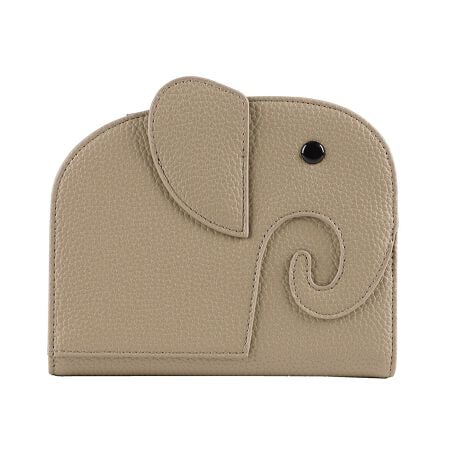 [^:lz-69404]XL~Oh~ňSI]E񃂃`[t̃pX|[gP[XBCOs֍sƂKKvȃpX|[gBJ[h⌻ȂǕKvȋMdi܂Ƃ߂Ď̂ɂ҂ȃP[XłBK^̏ےł]E񃂃`[tlC̃nbs[]EV[Y̐lCJ[IIXL~Oh~@\ڂŃLbVJ[hȂǂꏏɎ[ăXL~Oƍ߂̃XNyIXŃRpNgȃTCYŎ^т₷IyTCYicmjzF14.5AF12.5(܂߂)A݁F1.5ydʁigjz110ydlzJFXibv{^FJ[h~3At[|Pbg~2AJ|Pbg~1AOFt@Xi[|Pbg~1yfށzFvAOF}CNt@Co[U[TCY͓XuOTCYłB^O̕\LƂ͈قȂꍇ܂Biɂ̍ꍇ܂̂ŗ\߂B{v܂PVCPUȂǂ̃tFCNU[̏íAfނ̐A̓̂܂BXł̓[J[疧Ԃœ׌Aȉēx܋lߒvĂ܂̂ŁAXɂ鏤iƂ͈ႢÂ܂B̂gpAȂǂŋCɂȂ͂قƂǊȂȂ܂̂ł܂B􂢂͔Aꂽꍇ͊@ĉBʐ^̏iƎۂ̏i̓uEUɂāAFقȂꍇ܂̂ŁA\߁A܂B