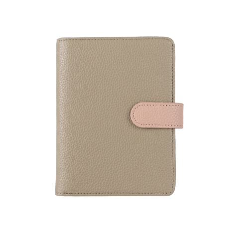 [^:lz-69403]XL~Oh~ňSI xgfUClpX|[gP[XB COs֍sƂKKvȃpX|[gA J[h⌻AsimJ[hȂǂ̕KvȋMdi ܂Ƃ߂Ď̂ɂ҂ȃP[XłB XL~Oh~@\ڂŃLbVJ[hȂǂ ꏏɎ[ăXL~Oƍ߂̃XNyI XŃRpNgȃTCYŎ^т₷I ɎĂzFJ[ŗsKɁyTCYicmjzF15AF11A݁F1.8ydʁigjz110ydlzJFXibv{^FJ[h~3At[|Pbg~3AJ|Pbg~1AsimJ[h~2OFt@Xi[|Pbg~1yfށzvTCY͓XuOTCYłB^O̕\LƂ͈قȂꍇ܂Biɂ̍ꍇ܂̂ŗ\߂B{v܂PVCPUȂǂ̃tFCNU[̏íAfނ̐A̓̂܂BXł̓[J[疧Ԃœ׌Aȉēx܋lߒvĂ܂̂ŁAXɂ鏤iƂ͈ႢÂ܂B̂gpAȂǂŋCɂȂ͂قƂǊȂȂ܂̂ł܂B􂢂͔Aꂽꍇ͊@ĉBʐ^̏iƎۂ̏i̓uEUɂāAFقȂꍇ܂̂ŁA\߁A܂B