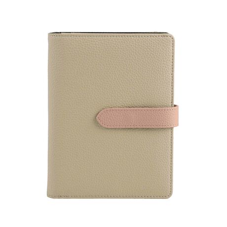 [^:lz-69901]蒠f@ȂǕa@ɍsƂɕKvȃACeĒʉ@P[XɁAʒJ[hށAĉƌvǗpɁAXL~Oh~@\ڂĂ̂ŃpX|[gP[XƂĂv16|PbgAڈȏ̑eʂȂ̂ŗprɉĂՂ[łBJňڂŒgn邩ǂɂ̂킩₷oX[YIVvȂxgɂ͖{vgpAzFfUCliȈۂɁByTCYicmjzF12.8AF16.5A݁F2ydʁigjz145ydlzJFXibv{^FJ[h~8At[|Pbg~5At@C|Pbg~1Ayz_[~1Awʃ|Pbg~1id؂tjOFI[v|Pbg~1yfށz{́F}CNt@Co[U[ / xgF{vy[\TCYzA6 / A5TCY͓XuOTCYłB^O̕\LƂ͈قȂꍇ܂Biɂ̍ꍇ܂̂ŗ\߂B