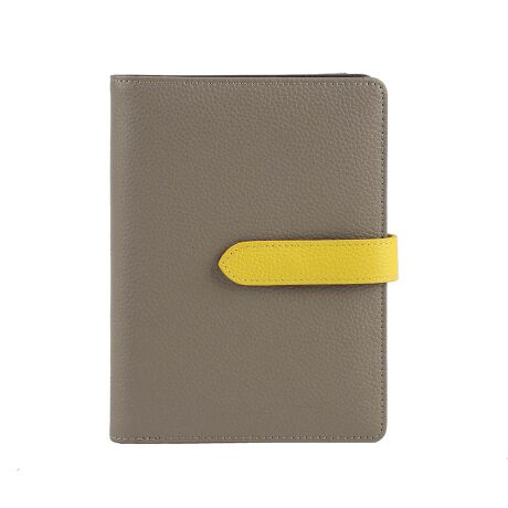 [^:lz-69901]蒠f@ȂǕa@ɍsƂɕKvȃACeĒʉ@P[XɁAʒJ[hށAĉƌvǗpɁAXL~Oh~@\ڂĂ̂ŃpX|[gP[XƂĂv16|PbgAڈȏ̑eʂȂ̂ŗprɉĂՂ[łBJňڂŒgn邩ǂɂ̂킩₷oX[YIVvȂxgɂ͖{vgpAzFfUCliȈۂɁByTCYicmjzF12.8AF16.5A݁F2ydʁigjz145ydlzJFXibv{^FJ[h~8At[|Pbg~5At@C|Pbg~1Ayz_[~1Awʃ|Pbg~1id؂tjOFI[v|Pbg~1yfށz{́F}CNt@Co[U[ / xgF{vy[\TCYzA6 / A5TCY͓XuOTCYłB^O̕\LƂ͈قȂꍇ܂Biɂ̍ꍇ܂̂ŗ\߂B