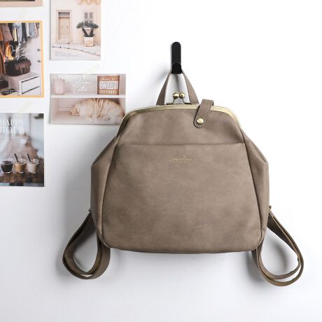 [^:lz-72401]~܌fUC̃gƁAƂۂtHlI ԂȂKvȂ̂͂[łA|Pbg[Ă̂ŏނĎ[邱Ƃł܂B ^b`ŃpJbƊJ܌Jŉו̏oꂪ₷AXibv{^tĂ̂ł܌JSz܂B N킸g₷ATbƔwŏiȕ͋CɁByTCYicmjzF29.5AF26A}`F10A蒷F21.5V_[~F53-93~2.5ydʁigjz660ydlzJF܌FI[v|Pbg~1At@Xi[|Pbg~1OFOʃt@Xi[|Pbg~1Awʃt@Xi[|Pbg~1yfށzvTCY͓XuOTCYłB^O̕\LƂ͈قȂꍇ܂Biɂ̍ꍇ܂̂ŗ\߂Bfނ̐A̓̂܂BXł̓[J[疧Ԃœ׌Aȉēx܋lߒvĂ܂̂ŁAXɂ鏤iƂ͈ႢÂ܂B̂gpAȂǂŋCɂȂ͂قƂǊȂȂ܂̂ł܂B􂢂͔Aꂽꍇ͊@ĉBʐ^̏iƎۂ̏i̓uEUɂāAFقȂꍇ܂̂ŁA\߂܂B