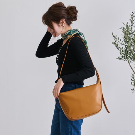 [^:lz-70412]ƂVvȃfUC ꂢ߂JWAX^C܂ LR[fɍ킹₷I B5TCYΉ̃V_[obOB}`肠̂ŎA ڈȏ̈肵[\Bv6|Pbgŏނ̐V_[͒߂邱Ƃł̂ |΂ߊ|RɊy߂܂yTCYicmjz{/JF37.5AꕝF23AF28A}`F10V_[/~F87-110.5~3ydʁigjz560ydlzJFt@Xi[FI[v|Pbg~3At@Xi[|Pbg~2OFt@Xi[|Pbg~1yfށzvTCY͓XuOTCYłB^O̕\LƂ͈قȂꍇ܂Biɂ̍ꍇ܂̂ŗ\߂B{v܂PVCPUȂǂ̃tFCNU[̏iEiCn̏íAfނ̐A̓̂܂BXł̓[J[疧Ԃœ׌Aȉēx܋lߒvĂ܂̂ŁAXɂ鏤iƂ͈ႢÂ܂B̂gpAȂǂŋCɂȂ͂قƂǊȂȂ܂̂ł܂B􂢂͔Aꂽꍇ͊@ĉBʐ^̏iƎۂ̏i̓uEUɂāAFقȂꍇ܂̂ŁA\߁A܂B