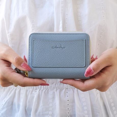 [^:lz-65131]i΂~jzD܂ȂzoꂵɂƂ펯𕢂܂I~D܂ɂČǐ܂Ă܂~ނłDƂł~KꂪяoŕsȂql̐ɒaZXChĎ[ł邨DŏoX[YZKɃ{^ǉŗSzȂZOɃ^b`ϑΉ̃J[h|PbgtDTChI[vdlɂ邱Ƃň|邱ƂȂX[YɏołIJ[h|Pbgɂ͔J[hȂd˂ĕ[邱Ƃł̂łՂIOE̔zF9J[WJB yTCYicmjzF11.5AF9A}`F2.5t@Xi[蒷:7ydʁigjz110ydlzJFEht@Xi[OFJ[h|Pbg~1FK~1AD~1At[|Pbg~2AJ[h|Pbg~5yfށzOF{vivjAF}CNt@Co[U[/|GXeTCY͓XuOTCYłB^O̕\LƂ͈قȂꍇ܂Biɂ̍ꍇ܂̂ŗ\߂Byӓ_z{v܂PVCPUȂǂ̃tFCNU[̏iEiCn̏íAfނ̐A̓̂܂BXł̓[J[疧Ԃœ׌Aȉēx܋lߒvĂ܂̂ŁAXɂ鏤iƂ͈ႢÂ܂B̂gpAȂǂŋCɂȂ͂قƂǊȂȂ܂̂ł܂B􂢂͔Aꂽꍇ͊@ĉBʐ^̏iƎۂ̏i̓uEUɂāAFقȂꍇ܂̂ŁA\߁A܂B