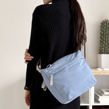 【LIZDAYS】軽量 撥水 ショルダーバッグ