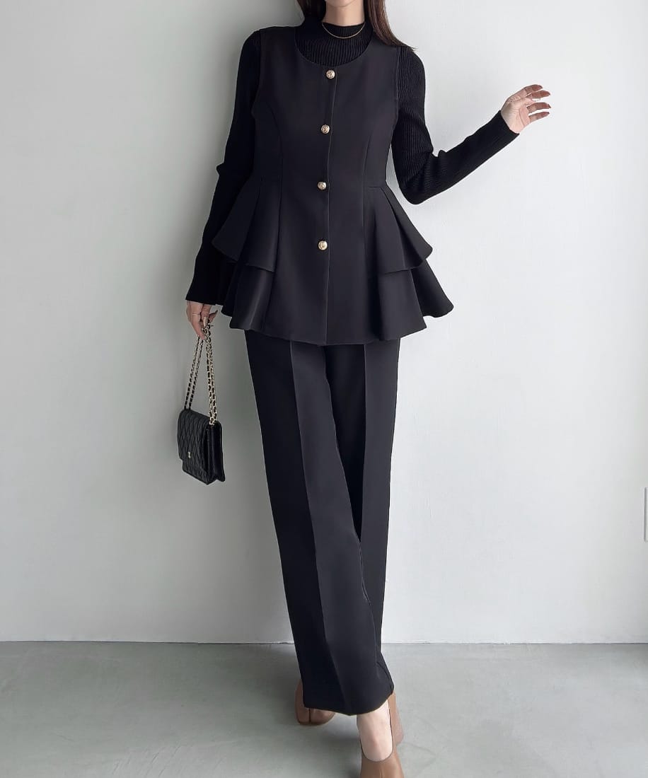 メイル（Meiru）/Meiru　ゴールドボタンペプラムベスト+スラックスset(薄手、裏地なし) Meiru ゴールドボタンペプラムベスト+スラックスset(薄手、裏地なし