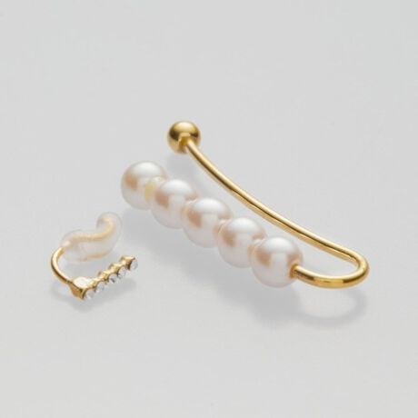 [^ԁFR9101420]yizp[5CɘAȂۓIȃfUC̃CJtƁANX^KX5CɘA˂gJt̃ZbgłBp[̃CJt͎ԂłȂȀ㕔Ȃǂɋ񂾂Ag̍DȏꏊɂĂy݂܂B̏i͍ɃVo[ijAK18bLHAϐFɂĂuNAR[eBOv\ʂɎ{Ă܂BgJt̎̌ɓ镔̋ɃVRJo[킹ĂA肪_炩ׂɂ\łyYz{