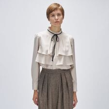 クロエンス(cloenc)の【手洗い可】ベロアリボンフリルブラウス