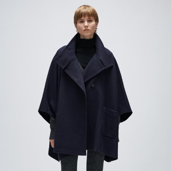 スローブ イエナSLOBE IENA タイプライターフードポンチョコート SLOBE IENA（スローブイエナ）の「タイプライターフードポンチョ