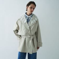 ショートトレンチコート