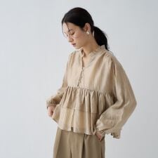 【手洗い可】シアーティアードフリルブラウス