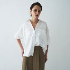 【手洗い可】サテンシャツ