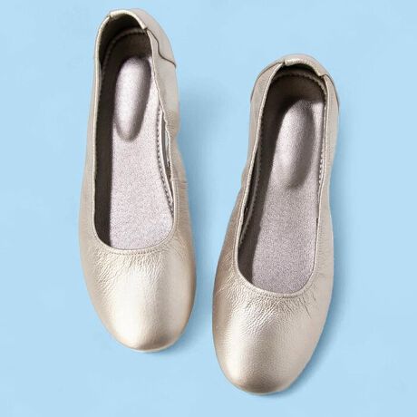 [^:1046]yVvŐꂽoGtbgV[Y iȃfUCƉKȗSnzyfށzEAbp[FvEށFydlzEiȋvgp_炩vő肪ǂEKȃtBbg_炩C\[ŒԂ̕syXEtLVu\[ƋȂ\[A₷ƉKT|[gyRXgptH[}Xz[J[AH꒼Aɂė]vȌoJbgBRXgptH[}Xɂ܂ByfUCAR[fBl[gzVvłȂꂽfUCBiɈ߂XNGAgDpvXBʋ΂₨oAsɂ҂̖\V[YBy₩ȗSnŁAfC[gɍœKȈꑫłByLe son/ \zƂ́AtXŁuvƂӖĂ܂BZ̖A₷ƃfUC𗼗ASɋC͂Ƃ̎v߂2015Nɐ܂ꂽuhłB