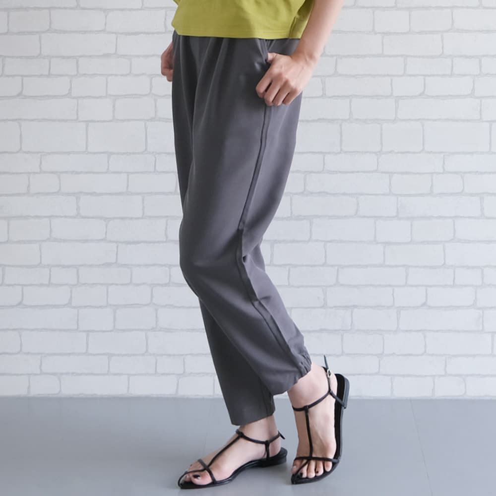 タック入りジョガーパンツ 春 夏 秋 冬