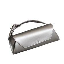 横長フラップショルダー