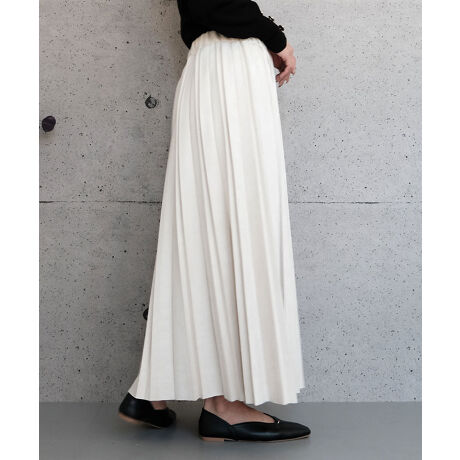 [^:vw00037]pointEXG[h^b`fށE׃v[cfUCEOő̌^Jo[detailiȈۂ^XG[h^b`̃Ov[cXJ[gBׂJɓv[cAтɂӂƗhď炵Ă܂BEGXg͑SdlŁAXgXt[ȐSnBƒ̂郍OŁACɂȂr̃CJo[Ă܂BJ[WJƍT߂Ȍ򊴂Al̗]TX^COɂ҂BfabricȂ߂炩ȃXG[h^b`fނŁAڂɂAH~ɂ҂ȎB悢d݂Av[cۂ܂BDAfC[gɂœKłBFȂFʐLkF኱藠nFȂ|PbgFȂ@F􂢐ڂ@͏i^OQƂB