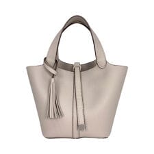 タッセル付きトートバッグ