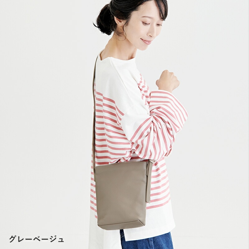 ミニマムバッグ 3902023010_top1.jpg?basethum=225