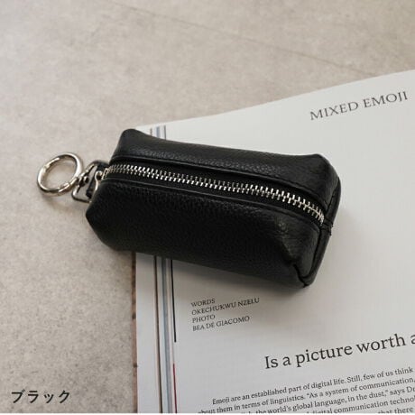 [^:390202501]yU[Jrit}`|[`zƂ^яo֗ȃ}`P[XBJritobOɕtAX}zV_[ɒ΂ƎgƂɃmo܂B悭ĝăobOɒ΁ATԂȂȂ܂-gppr-EԂ̃L[Ƃ̌ED⏬KEbvAACVh[ECtHږyڍׁz TCYFc10~12.5~ݖ3icmjfށFv dF42g  YFoOfVӎEg̃j^[̔FɂāAۂ̂̂ƐFقȂꍇ܂BEVRvFiƂȂ܂߁Afނ̓AC␅GɂFAOzɂF򂹁iސFj鎖܂BEЂǂڗ̂āAx͌ƂĂ̂܂܏oׂĂ܂B