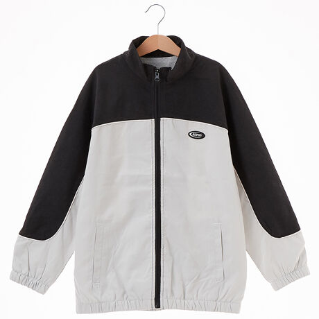 [^:145965]ؑ֔zFX|[eB[ȃgbNu]łBn̓bVfނŒʋCǂA₷I[o[TCYŃ_XX|[cEGAƂĂœKB܂OX[udlɂAr̉悪ǂ̂|CgłB