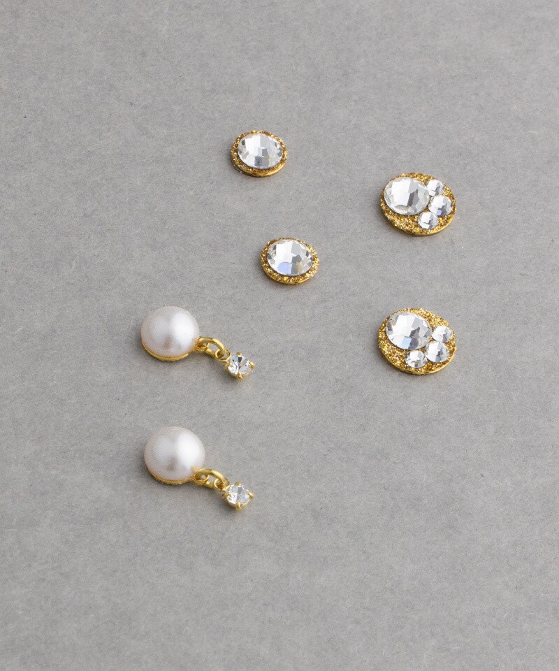 パールチャームの3点セット | 貼るだけピアス PiPPi(Harudake Pierce