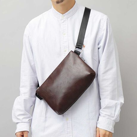 ショルダーバッグ（メンズ）