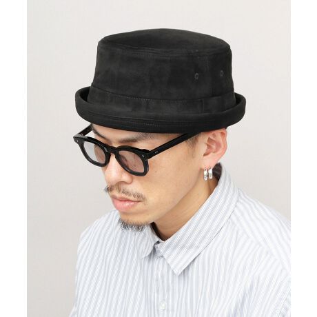 [^:RBN-077]ƂƂlȕ͋CoIXG[h|[NpCnbgCMX̗u|[NpCvɌڂĂ邱ƂꂽÕ|[NpCnbgB~`ŃgbvȃNEɁAM̌̂悤ɏɂȂu킹VGbgB炩ȋNъ̃XG[his[`XLjfނgpĂ̂ŁAƂƗl͋̕CoĂ܂B܂nbgɔ׃JWAɍ킹₷̂ŁANVJȃLC߃X^CAJWASʂ܂ŁALX^CɃ}b`Ă܂BVvȃX^COɂATbƔ邾ŁAlȂȂꊴoĂ֗ACeBPoint 01~`ŃgbvȃNEɁAM̌̂悤ɏƂȂu킹VGbg̃|[NpCnbgBPoint 02\nɂ́Å̂щH̃XG[hs[`XLngpB炩Œĝ݂Nъ́BPoint 03nɂ́ATbƂG̖100ngpBĂȂɌXgCv̗nAו܂ŔȂfUCBPoint 04̃Xx̖ʃt@Xi[tAWX^[ŁAtBbg̒߂\BPoint 05NE͒ǂ[߂ŁAŜSnBpԃACeł|[NpCnbǵAl̃JWAX^CƂQłBNE̐cnďȂĂ̂ŁA_炩ASn悢tBbgBƂƂXG[h̐n͗͋CŁAVcWPbgȂǁALC߂ȃX^COɂATVcȂǃtȃX^COɂL킹₷łBnbgłȂA܂nbgC킸₷̂|CgBbɂȂĂA̓̃v[gMtgɂ߂łBTCYt[TCYiTCY߃AWX^[tj/@F58.5 cm/΁iOjF2.0cm/΁iEjF1.5cm/F10.0cm/fށ{́F|GXe90%A |E^10/nF100/Y