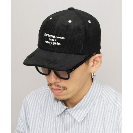 [^:RVU-141]悢Ȃꊴ͂̃R[fChJLbv_炩Ȑcn̕coɁAh[R[h̃AWX^[dlŃANeBuȕ͋CɎdグ6plLbvBiȌ̂R[fCfނgpAlȕ͋CɁBⒷ߂̃\tg΂́AۂɃi`ȃJ[u`A[߂̔܂āAŜSnBtgpl̎hJfUC̈ӖA悢kPoĂ܂BLRیʂɗDꂽfIhgl[XxɔzuĂ̂ŁAɎgpł̂|CgSfނ̃AWX^[R[hłD݂̃tBbg̒߂\Ȃ̂ŁAj킸jZbNXłgp܂Big͂AAEghAE^E[XȂǁALV[Ɋ􂷂邱ƊԈႢȂBPoint 01_炩Ȑcn̕coɁAh[R[h̃AWX^[킹ANeBuȕ͋C6plLbvBtǵwFortune comes in by a merry gate.i΂ɂ͕jx̃fUChJ1nbs[ɉ߂菕ɂȂ肻Point 02{fBɂ́A100̃R[fCngpB悢򊴂ׂ̂AJWAȈۂɂȂ肪ȃtbgoCU[Lbviȕ͋CɁBPoint 03Ⓑ߂̃tbgȃcoƓJbgBcn͏_炩AƊɉĎRȃJ[uVGbgɁBPoint 04AWX^[R[hŃTCY߂\BR[h̓SfނȂ̂ŒǂtBbgŒpł̂|CgBPoint 05nȂ_炩ȑfފŁAcoɐcnȂ̂ŏŎ[\Bɕ֗BPoint 06̂[߂̔ŁAŜSnɁPoint 07L&RیʂɗDꂽhDEOSUNNYifITj[jh̃fIhgl[Xx̓ɔzuBɎgpł̂|CgBDEOSUNNYƂ́LCy閳@qƋ␬AȎtBɗ荞݁A@ۂɃ~l[ĝłBpH~Ԃ̃R[fCngpA_炩Ȉۂ̃tbgoCU[LbvłBtg̃fUChJłق肵Cɂ܂B邾łȂꊴ̂łR[fCñLbv́ALX^COɃn}܂B܂AwACNʓ|ȎȂǂɂTbƔĕ֗łBFBJbvŁAFႢŔ̂IXXIJWAɔ₷Lbv́AMtgv[gɂTCYt[TCYiTCY߃AWX^[tj/@F57.0-59.0cm/΁F7.0cm/F10.0cm/fށ100/Y