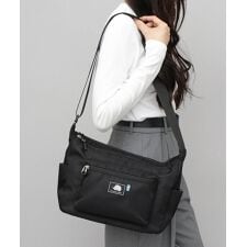 撥水 2層式 多収納 ショルダーバッグ 大きめ