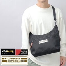 ショルダーバッグ 黒 撥水