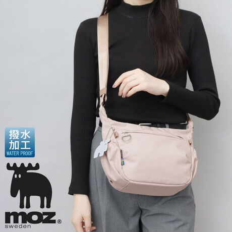 [^:TTO-105]gȂymozRpNgV_[킢wWJ̃ACRۓIȃXEF[f܂̖kuhhmoziYjh̃V_[obOBǂȃX^CɂtBbgAX}[gȃVGbǵBfC[Ɏg₷TCY̎[Xy[X́Ag̗ǂ|Pbg𕡐Bfނɂ́AH{Axȃ|GXefނgpA}ȉJɂΉBƂnȂAyʂŁAւ̕SȂ̂ŁÂo|ɂ҂聝fC[[X͂As̃TuobOAW[EAEghAȂǁALV[Ŋ􂷂ACeBʂ肵ȂA\fUC̃obÓAƑp[gi[Ƃ́ApobOƂĂ߁BPoint 01ǂȃX^CɂtBbgAI[EhȃV_[obOBX}[gȃVGbgɁAuhACR̃GNiwWJj̎hJ肰Ȃ|CgɁBTChɔzuAuhSƃXEF[f̃sX^O肰ȂANZgɁBPoint 02fނɂ́AyʂȂ炵Ǝ́Ax|GXefނgpB\nɂ͝H{Ă̂ŁAJ̓łCyɎgĂyBPoint 03C[Xy[X́AA5TCYyɎ܂AfC[Ɏg₷TCYB͍L}`ŁAzɃ|[`A500mlybg{gŎ[\BPoint 04ɂ́Adɕ֗ȃt@Xi[|PbgƎF̗ǂbV|Pbg~2ɉAuhLN^[́hGNh̃C[Wɍ킹ĐLk鐶n̗pgmoz pockethiY|PbgjzuBmoz pocketɂ́A~jTCỸybg{g~j{g|Ɏ[łA{gz_[Ƃĕ֗Point 05tgɂ́At@Xi[|PbgzuBt@Xi[BāAVvǋfUCBPoint 06obO̗TChɂ́A~j{g܂ݎPȂǂ̎[ɕ֗ȁAԌ̐LkI[v|PbgzuBPoint 07eXy[Xnɂ́ACgu[ƃzCg̃XgCv̐ngpB킢ƎF̗ǂ˔fUCɁPoint 08L̃V_[xǵA̓̋CR[fBl[gɍ킹āALTCY߂\BPoint 09O̊et@Xi[ɂ́AO^̃IWitBwɂāA₷AX[YɊJ\BPoint 10GNiwWJj̉AtNg`[tBˑfނgpĂ̂ŁAÂ铹̈S΍ɂȂ܂B`[͎O\Bgp̂o|ɁA傫߂A߂ȂAxǂTCYǂłBԂȌڂłA͍L}`ŁAKvȂ̂eʂł|Pbg[Ă̂ŁAוꂢɐڂĎ^тł܂Bo|₨Aւ̂UobOɂ҂BVvŁAjE킸Ag₷fUCȂ̂ŁApp}}ňꏏɎgyAcobOƂĂ߂łBbɂȂĂ؂ȕA̓̃v[gMtgɂXybNFt@Xi[/O|PbgFt@Xi[|Pbg~1, I[v|Pbg~2/|PbgFt@Xi[|Pbg~1, bV|Pbg~2, hNz_[iY|Pbgj~1/tiFtN^[`[/@ꉡF21.0cm/F18.5cm/}`F10.0cm/V_[xgF~135.0cmiŒj/fށ|GXeiHj/d/ eʁ255O/ 3.3bg/YExgi