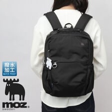 モズ(moz)の軽量 撥水 ポリエステル バックパック PC収納・キャリーオン対応