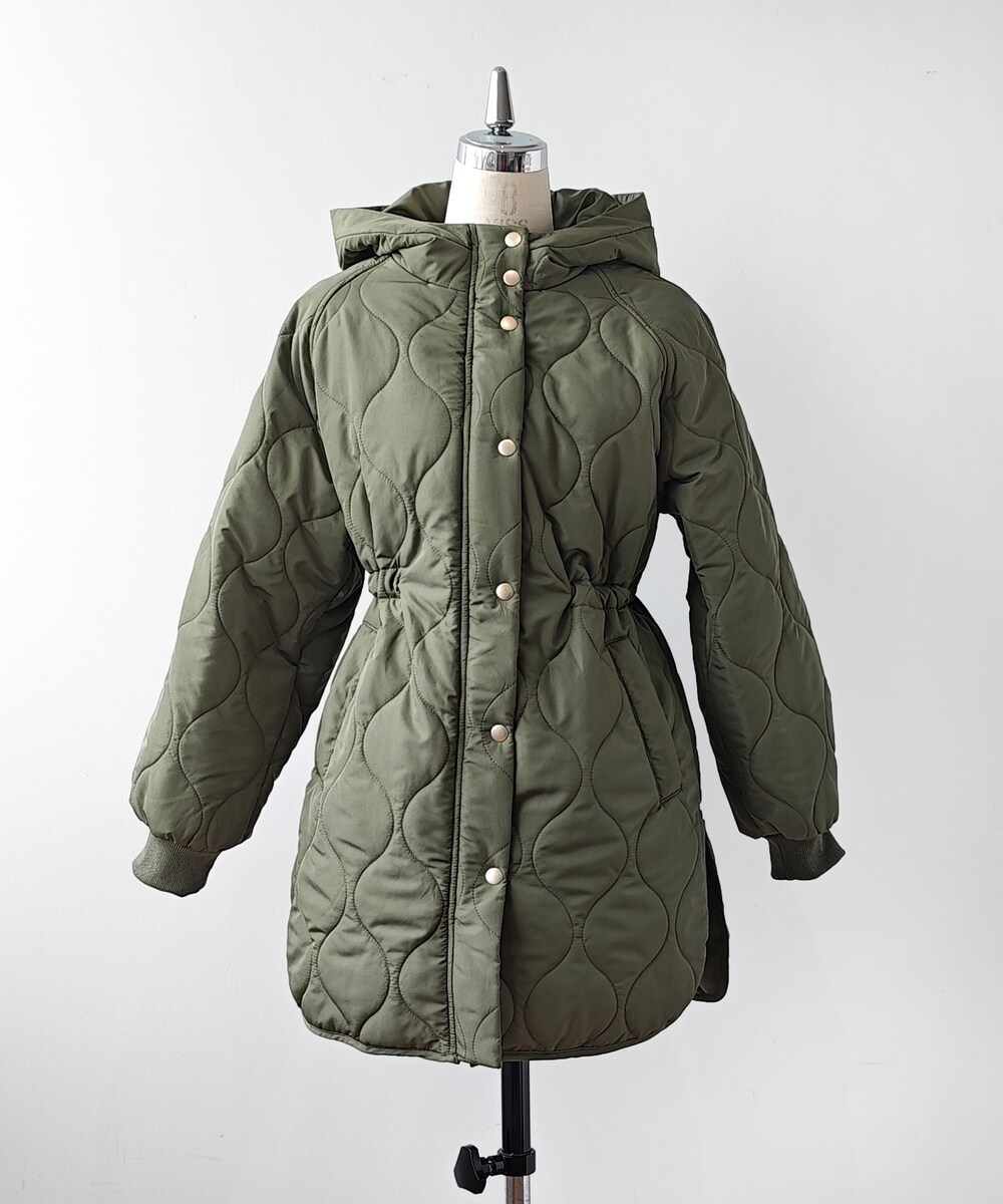 新品クイーンズコート　フォックスファー付き 　ノーカラーコート クイーンズコート】ファー付きノーカラーコート