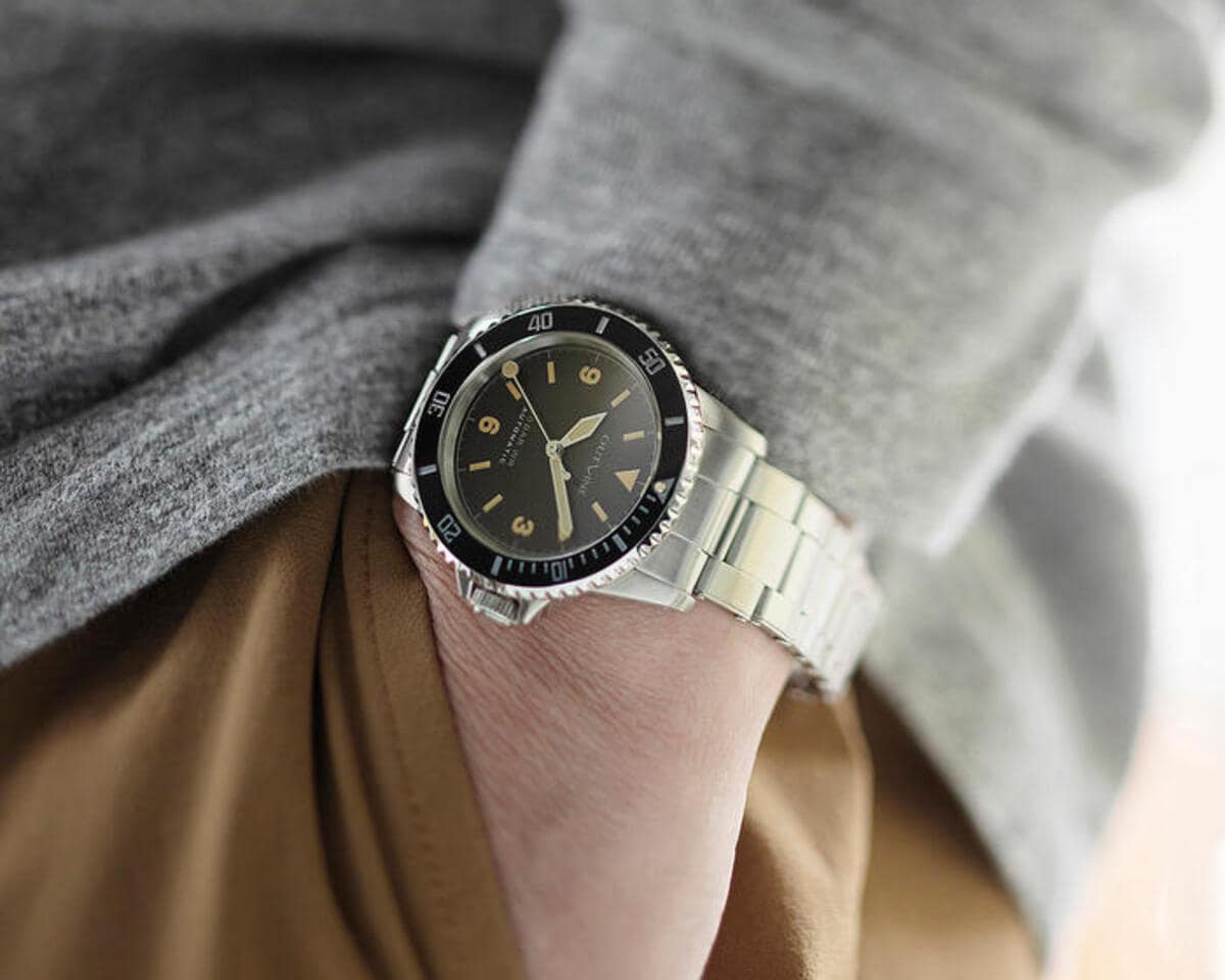 [}C]OUTLINE AEgC ubN_Co[ YK20252-2BK/AEgCiOUTLINEj