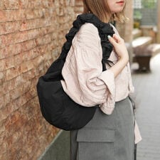 サロン ド ルヴァン(SALON de RUBAN)のクシュクシュ ギャザーショルダーバッグ スモール