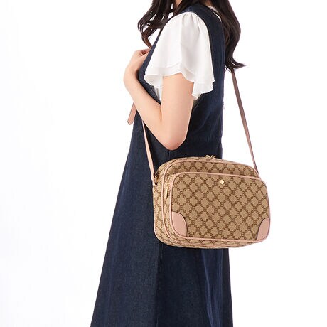 [^:RBB-372]WK[hۓIȃV_[obOtg|Pbg̓}`̂œw̃obO̗lɎg܂ySALON de RUBAN/T h @z̃X^CÕACRɂȂBAGA~fUC~vCXŌ`ɂ㎿ȑfގgŌyʊɂĂ܂ł~|Cg܂BAGɓ邿ƉĎg₷Wallet,`[,etc...gɂ邾ŋC薈̃CtX^CɂƊY܂11肪܂ACeŃ[h[u𑝂₵Ăy݂ĉB