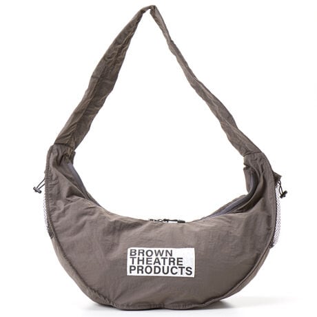 [^:RBB-242]BROWN THEATRE PRODUCTSSALON de Ruban.̏ƂȂR{iaB_炩fނƃVvŖÔȂfUCBVFAgyjZbNXɎgACeȂ̂ŁAFXȃt@bVɍ킹邱ƂłD́BTCYbW26(68)~H25~D18.5cmdʁF240gV_[F27`81cm(Osjdl@b_ut@Xi[JFt@Xi[|Pbg~1bV|Pbg~2wʁFt@Xi[|Pbg~1ʁFbV|Pbg~1H