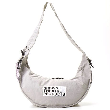 [^:RBB-242]BROWN THEATRE PRODUCTSSALON de Ruban.̏ƂȂR{iaB_炩fނƃVvŖÔȂfUCBVFAgyjZbNXɎgACeȂ̂ŁAFXȃt@bVɍ킹邱ƂłD́BTCYbW26(68)~H25~D18.5cmdʁF240gV_[F27`81cm(Osjdl@b_ut@Xi[JFt@Xi[|Pbg~1bV|Pbg~2wʁFt@Xi[|Pbg~1ʁFbV|Pbg~1H