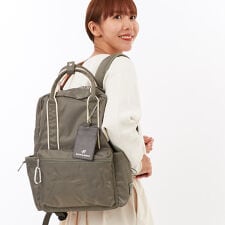 サロン ド ルヴァン リュックサック