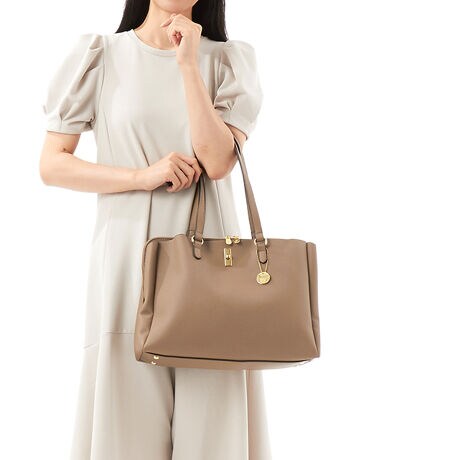 [^:DC5-008]Ô|Pbg܂߂Owdl̃g[gobOt@Xi[͎Oɑ傫ĴŁẢוo₷wʑɂ̓I[v|PbgPĂ܂